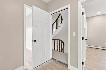 747 Beech Street, Manchester, NH 03104 - Photo 23