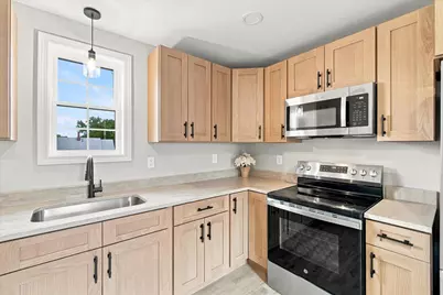 747 Beech Street, Manchester, NH 03104 - Photo 27