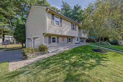 9 Jolori Lane, Nashua, NH 03062 - Photo 3