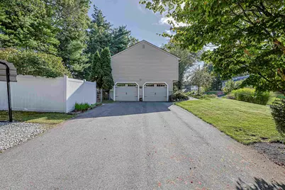 9 Jolori Lane, Nashua, NH 03062 - Photo 5