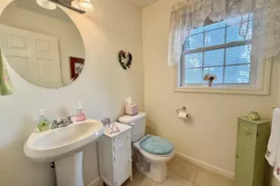 11 Hawthorne Cir, Somersworth, NH 03878 - Photo 17