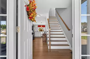 4 Autumn Ln, Raymond, NH 03077 - Photo 5