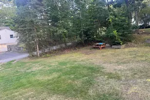 6 Chase St, Salem, NH 03079 - Photo 5