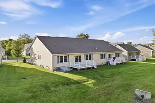 26 Weymouth Ct, Hudson, NH 03051 - Photo 33