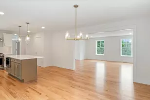 189 N Main St, Salem, NH 03079 - Photo 11