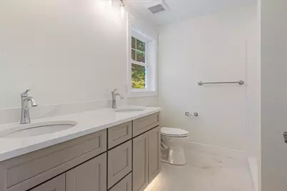 189 No. Main Street, Salem, NH 03079 - Photo 23