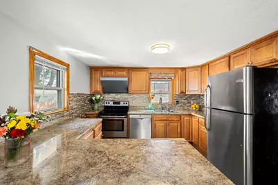 62 Armand Avenue, Manchester, NH 03103 - Photo 7