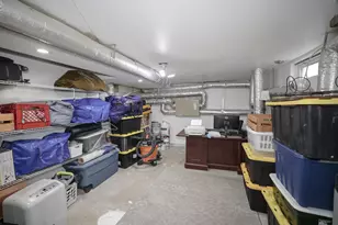 424 Gold St, Manchester, NH 03103 - Photo 57