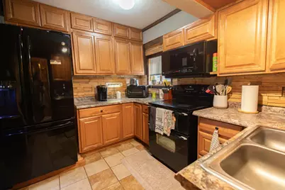 43 Broadway, Pembroke, NH 03275 - Photo 7