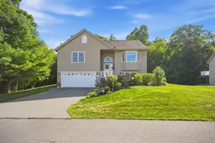 2 Juniper Ln, Newton, NH 03858 - Photo 1