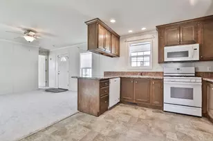 22 Bell Dr, Salem, NH 03079 - Photo 15