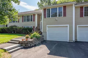 32 Forrest St, Hampstead, NH 03826 - Photo 3
