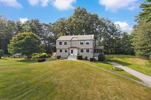 31R Juniper Rd, Derry, NH 03038 - Photo 3