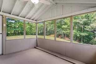 31 Juniper Rd, Derry, NH 03038 - Photo 7