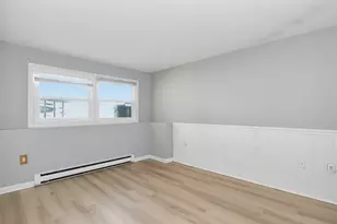 186 Dunbarton Rd, Manchester, NH 03102 - Photo 13