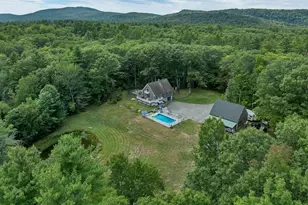 456 Wentworth Rd, Brookfield, NH 03872 - Photo 1