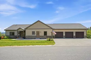 116 Greystone Ln, Newbury, NH 03255 - Photo 1