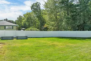 76 Ridgewood Ave, Gilford, NH 03249 - Photo 7