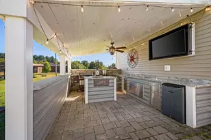 181 Main St, Kingston, NH 03848 - Photo 3