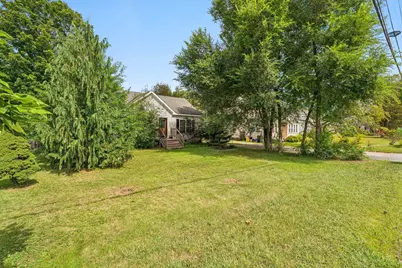 183 Maple Avenue, Claremont, NH 03743 - Photo 3