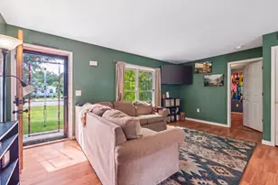 183 Maple Ave, Claremont, NH 03743 - Photo 11
