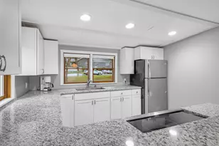 297 Shore Dr, Salem, NH 03062 - Photo 13