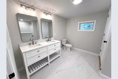 18 Oak Street, Derry, NH 03038 - Photo 11