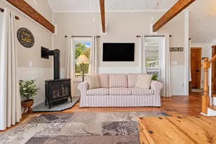14 Sunnyside St, Sunapee, NH 03782 - Photo 9