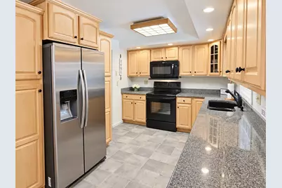 12 Roundtree Drive, Merrimack, NH 03054 - Photo 5