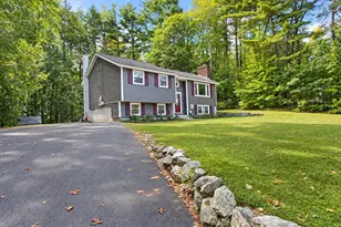 12 Roundtree Dr, Merrimack, NH 03054 - Photo 1