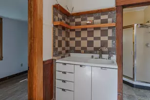 27 Fowler St, Keene, NH 03431 - Photo 5