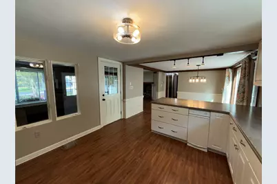 4 Corwin Drive, Derry, NH 03038 - Photo 3