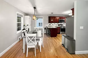 9 Plummer St, Goffstown, NH 03045 - Photo 9