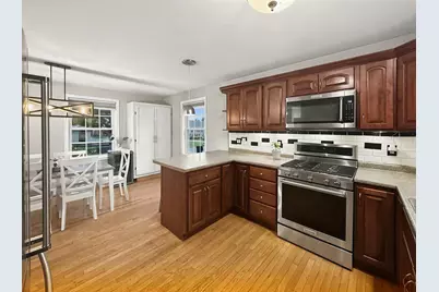 9 Plummer Street, Goffstown, NH 03045 - Photo 5
