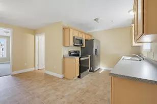101 Maple St, Manchester, NH 03103 - Photo 15