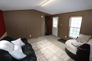 7 Dublin St, Gorham, NH 03581 - Photo 3