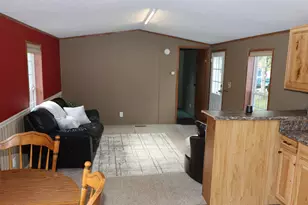 7 Dublin St, Gorham, NH 03581 - Photo 7
