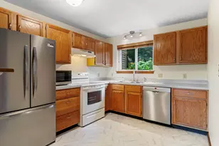46 Dunvegan Woods Dr, Hampton, NH 03842 - Photo 11