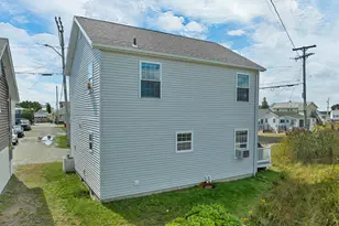 5 Chase St, Hampton, NH 03842 - Photo 33