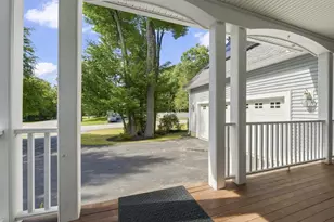 34 Stonewall Dr, Rochester, NH 03868 - Photo 5
