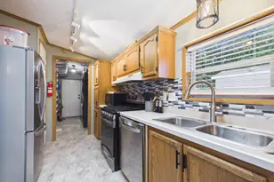 44 Sparrow St, Keene, NH 03431 - Photo 7