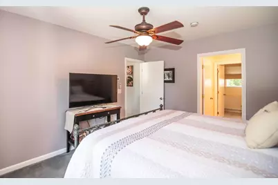 80 Rhode Island Avenue, Manchester, NH 03104 - Photo 19
