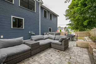 79 Thornton St, Portsmouth, NH 03801 - Photo 35
