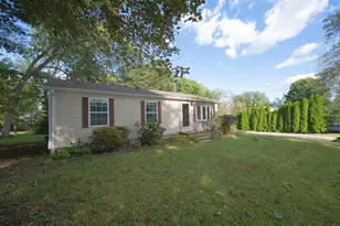 5 Levi St, Rochester, NH 03839 - Photo 3