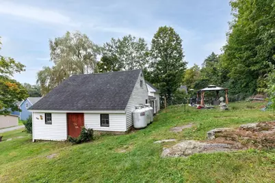 8 Poplar Street, Tilton, NH 03276 - Photo 33