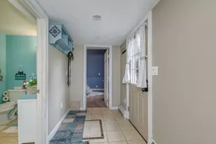 8 Poplar St, Tilton, NH 03276 - Photo 5