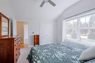27 Hutchinson Dr, Milford, NH 03055 - Photo 13