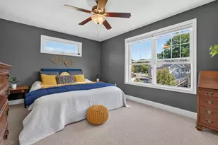 72 S Gray Ct, Manchester, NH 03103 - Photo 15
