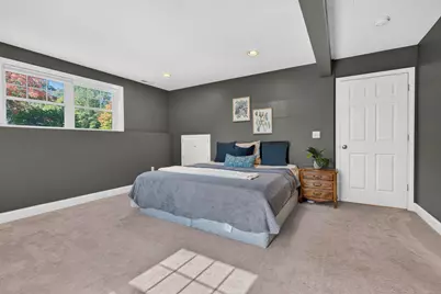 72 S Gray Court, Manchester, NH 03103 - Photo 27