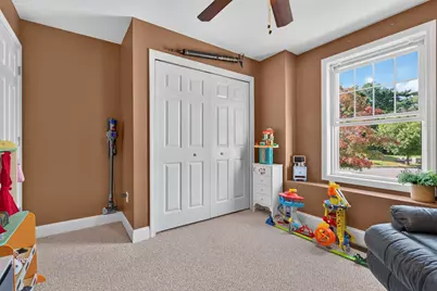 72 S Gray Court, Manchester, NH 03103 - Photo 23